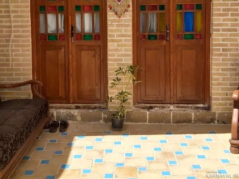 مجموعه اقامتی انگور زاده "اتاق شش تخته"