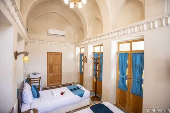 عمارت آقائی "اتاق206" عمارت آقائی "اتاق206"