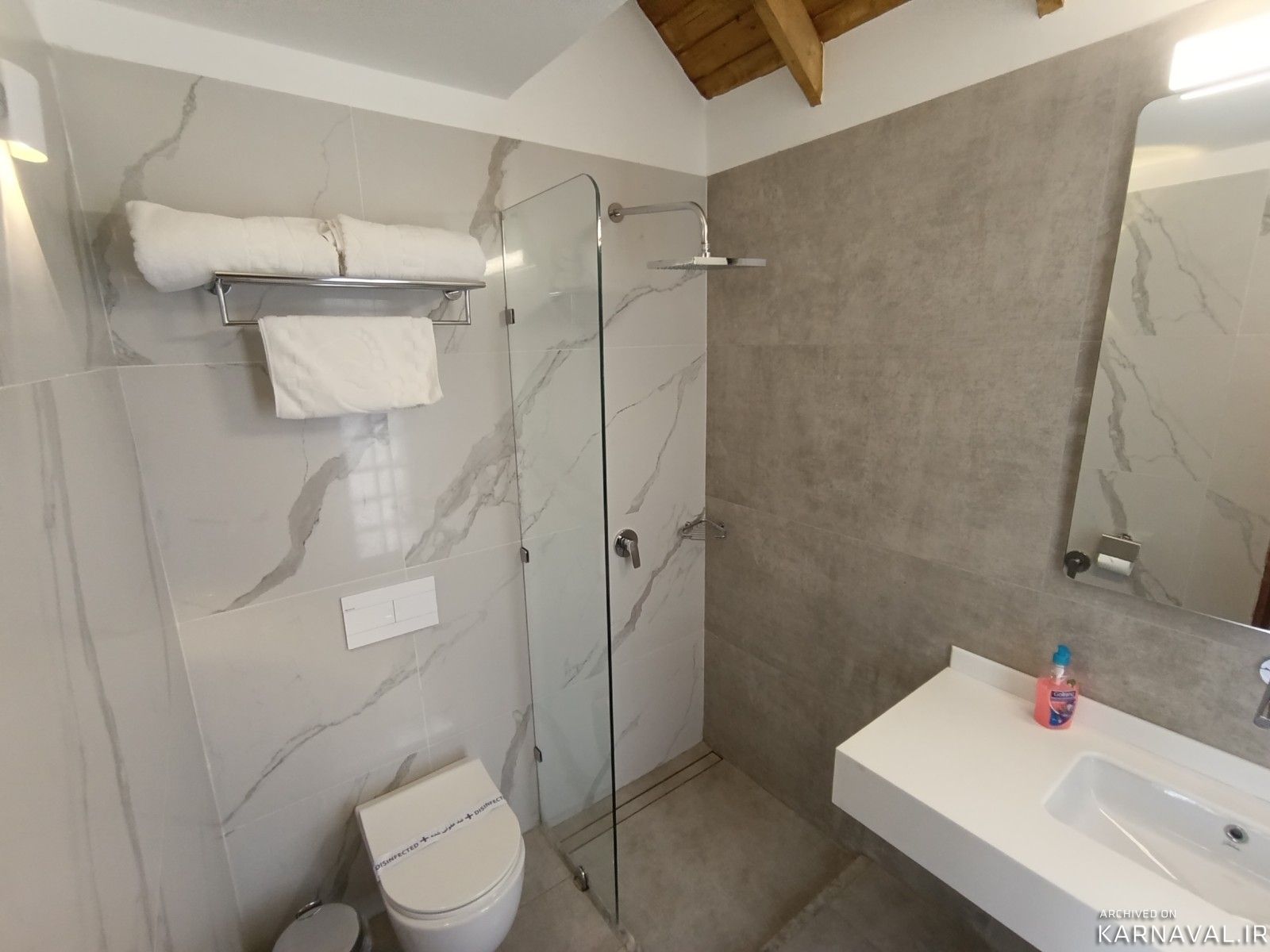 ویلا جنگلی دو نفره میزبان