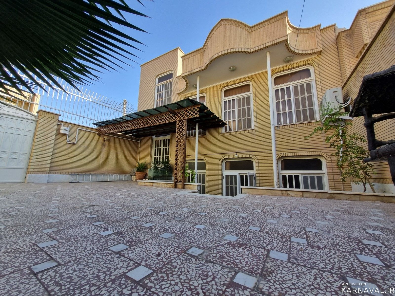 سوئیت "یگانه" در کاشان