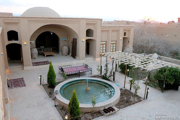 اقامتگاه بومگردی رُستاق "اتاق 8"