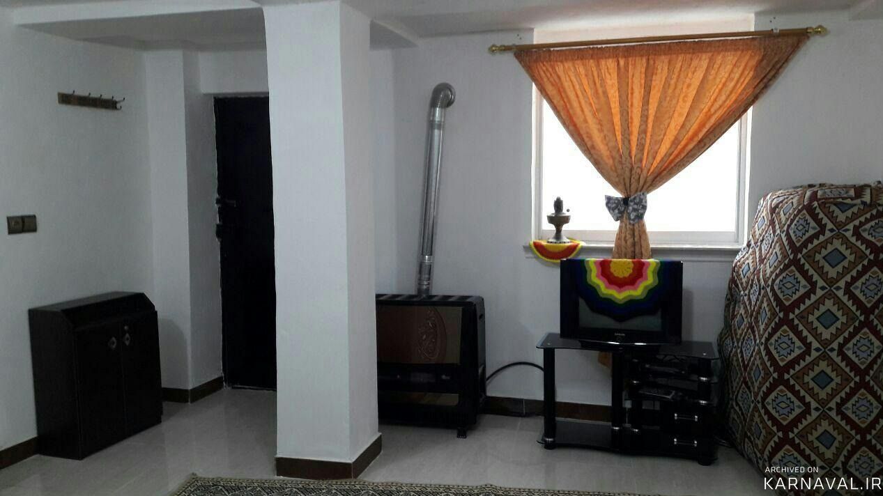 سوئیت نقلی با تخت دو نفره در فومن