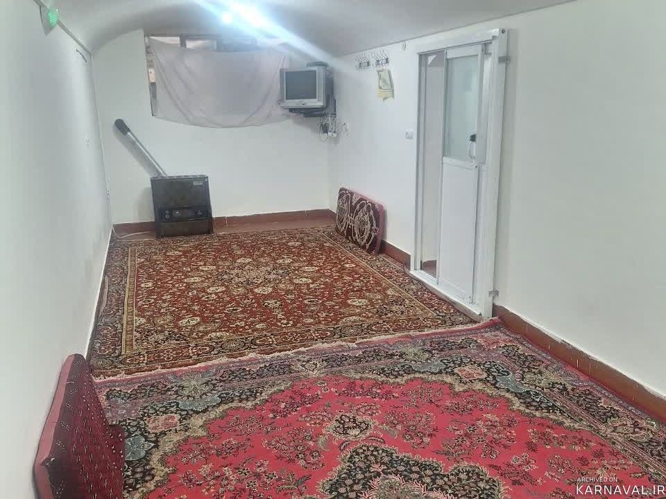خانه حیاط دار "دانش" خانه حیاط دار "دانش"