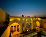 مجموعه اقامتی شاهان "اتاق سه تخته استاندارد" مجموعه اقامتی شاهان "اتاق سه تخته استاندارد"