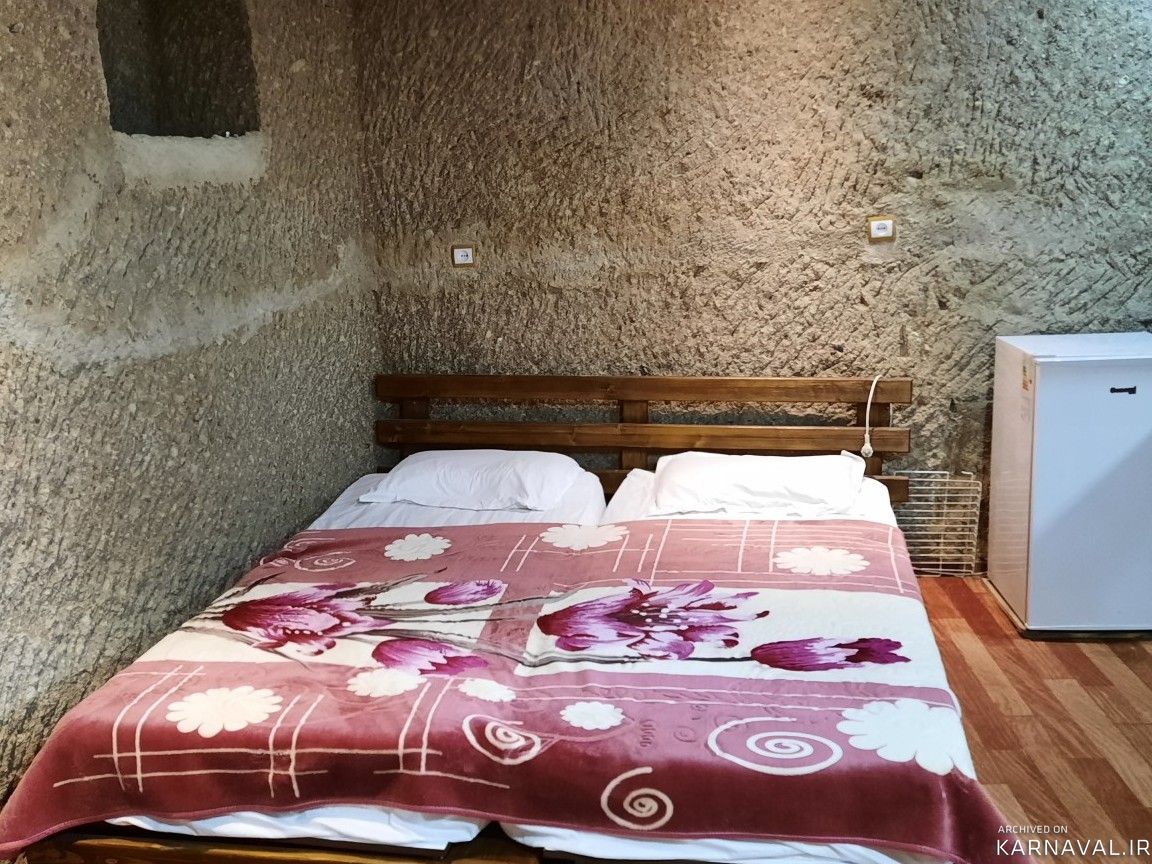 خانه روستایی صخره ای "ائلمان"