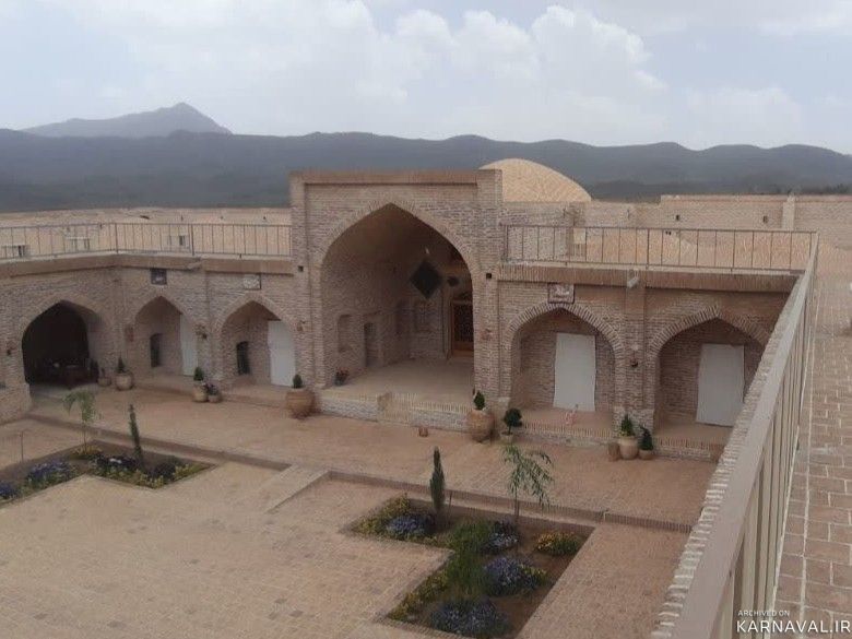 اقامتگاه بومگردی شاه عباسی بلاباد "اتاق بزرگ"