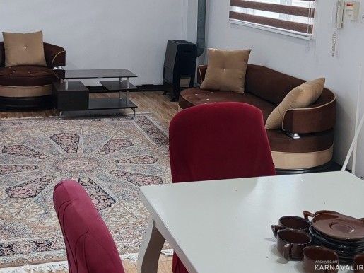 سوئیت حیاط‌دار "شقایق" در بندرانزلی