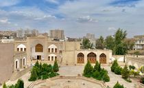 مجموعه بومگردی عمارت حاکم( اتاق مینا) مجموعه بومگردی عمارت حاکم( اتاق مینا)