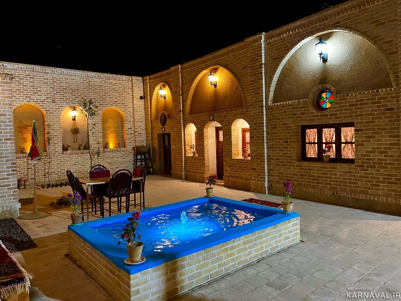 اقامتگاه سنتی بابابزرگ "سوئیت پنج دری"