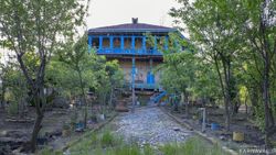 اقامتگاه بوم گردی حاج علی (گلبرگ) اقامتگاه بوم گردی حاج علی (گلبرگ)