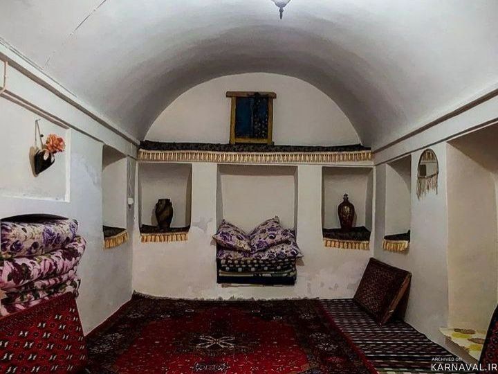 اقامتگاه مسین بابا اتاق دست کند