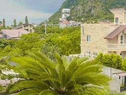 واحد لوکس سه خوابه استخردار در رامسر واحد لوکس سه خوابه استخردار در رامسر