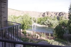 ویلای دوخوابه سنتی کنار آب چهل ایوان دواول ویلای دوخوابه سنتی کنار آب چهل ایوان دواول