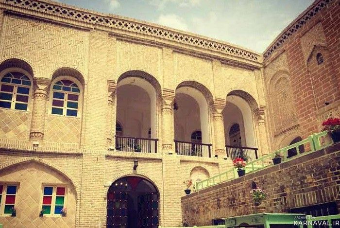 اقامتگاه سنتی "طبیب" اتاق شاه نشین