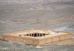 کاروانسرای کویری رباط "کلمرد" اتاق 4 کاروانسرای کویری رباط "کلمرد" اتاق 4