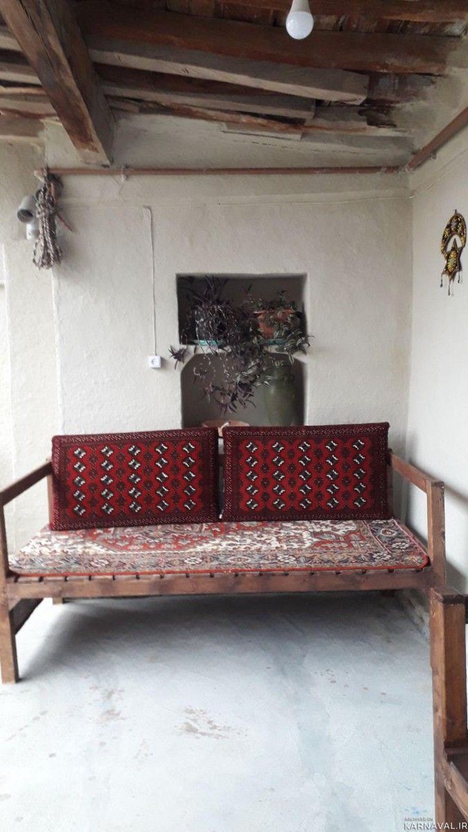 اقامتگاه بومگردی "ننه بی بی" اتاق شقایق