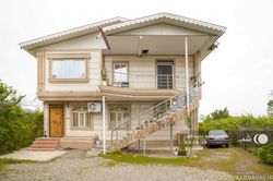 دو خوابه با امکانات رفاهی دو خوابه با امکانات رفاهی