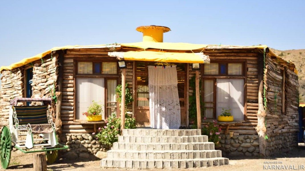 اقامتگاه بومگردی شاه عباسی(اتاق 250متری)