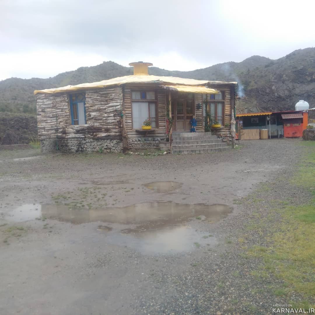 اقامتگاه بومگردی شاه عباسی(اتاق 250متری)