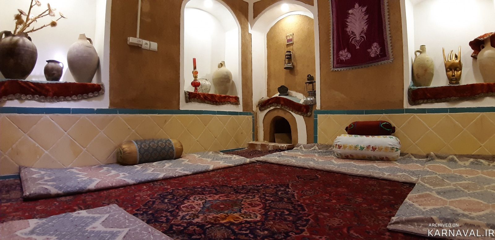 اقامتگاه بومگردی"خانه مروی" اتاق شهریور