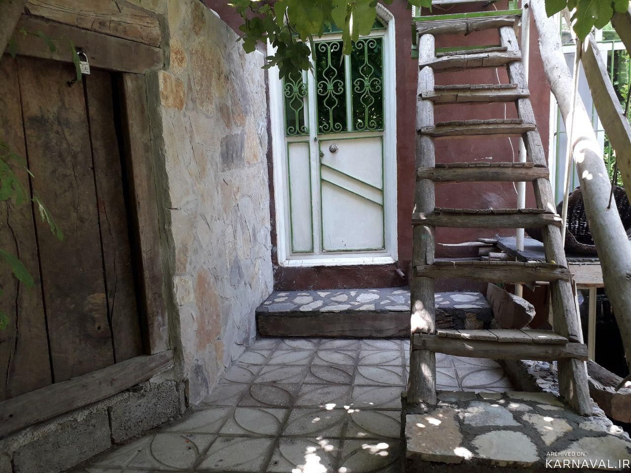 اقامتگاه "نگین هورامان" سوییت طبقه دوم 