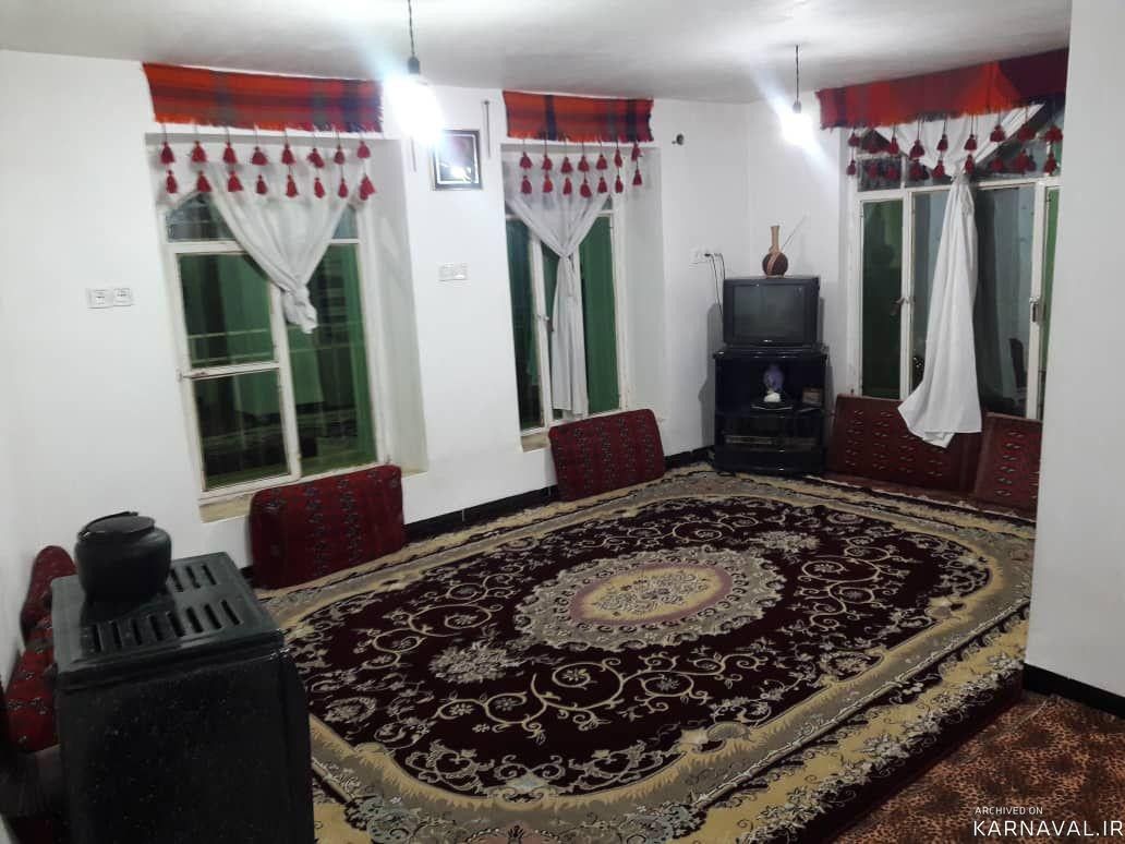 اقامتگاه "نگین هورامان" سوییت طبقه دوم 