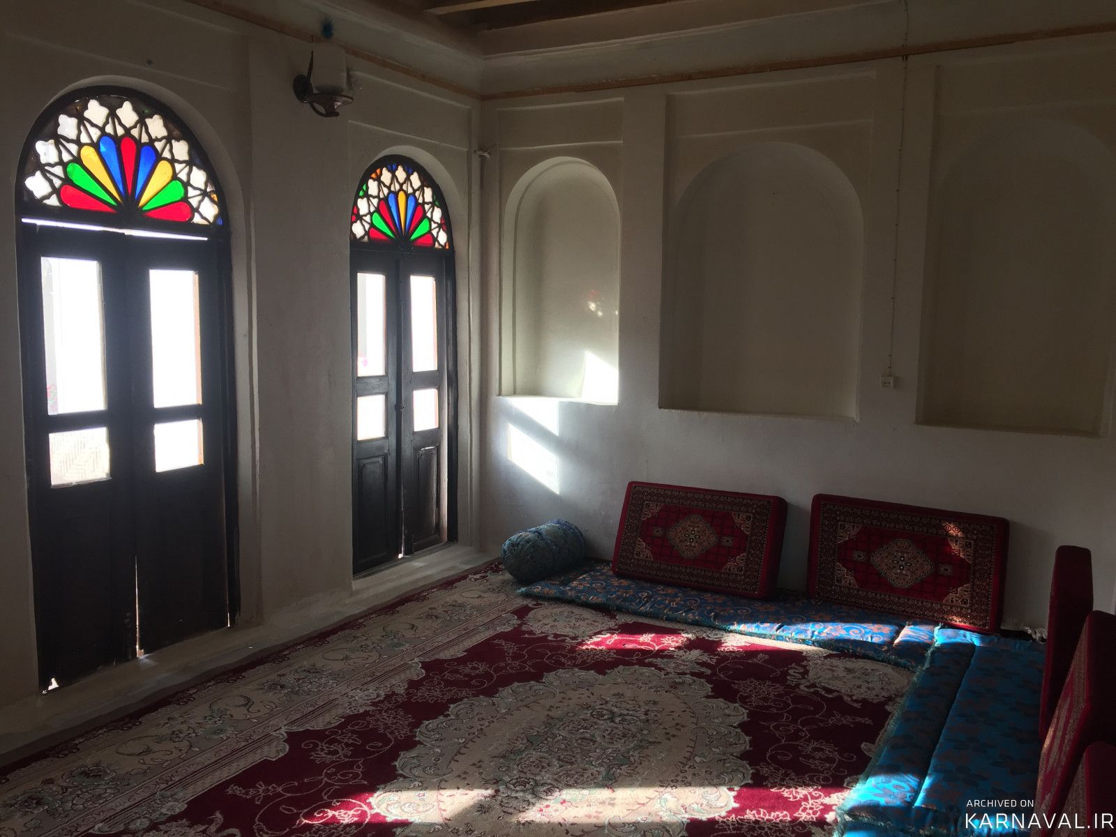 اقامتگاه سنتی "جاوید" اتاق پنج دری 2