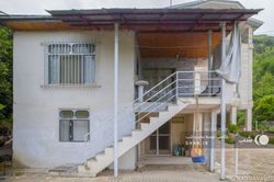 واحد جنگلی با تراس و حیاط با چشم انداز زیبا واحد جنگلی با تراس و حیاط با چشم انداز زیبا