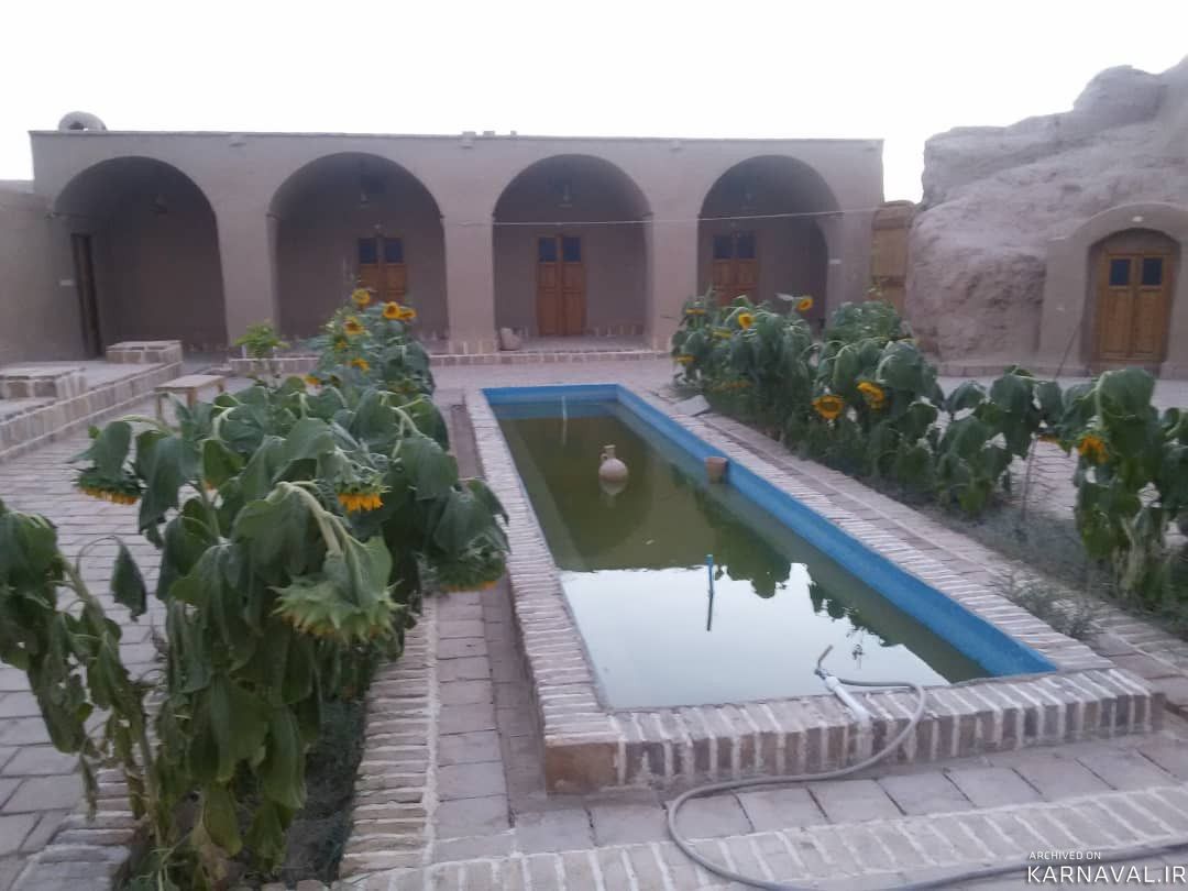 اقامتگاه بومگردی "نخل و نرگس" اتاق (2)