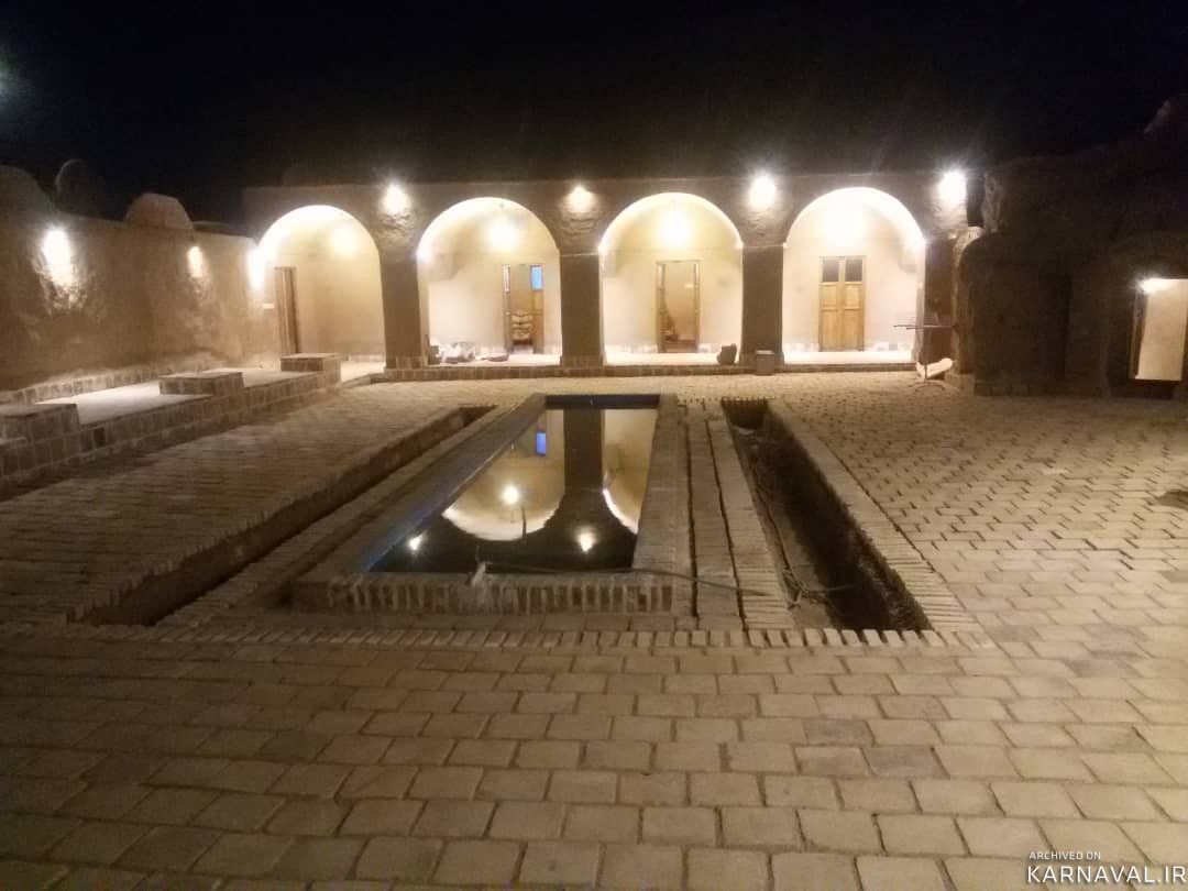 اقامتگاه بومگردی "نخل و نرگس" اتاق (9)