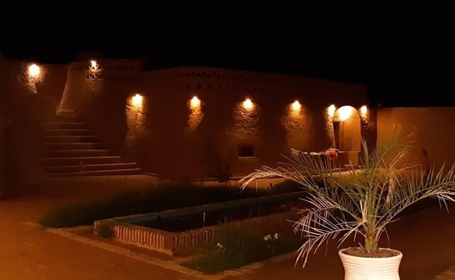 اقامتگاه بومگردی "نخل و نرگس" اتاق (9) اقامتگاه بومگردی "نخل و نرگس" اتاق (9)