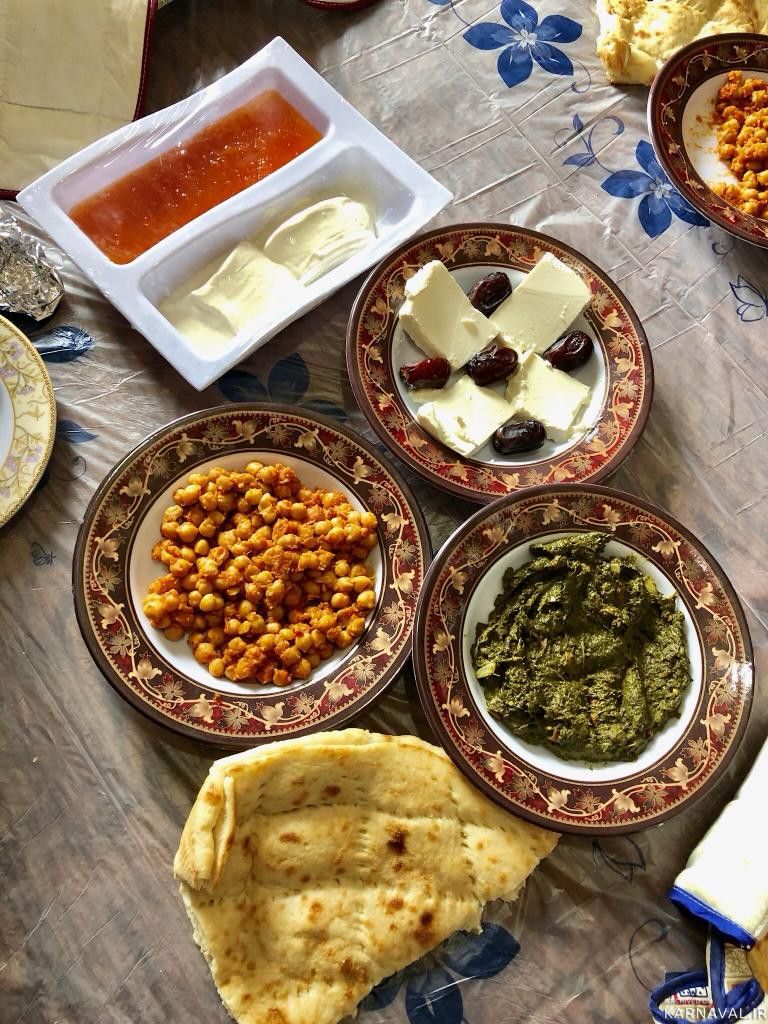 اقامتگاه بومگردی "دِزک" سراوان کپر سنتی اتاق ویلای