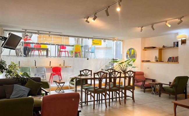 هاستل "رگ راگ" یک نفر در خوابگاه آقایان هاستل "رگ راگ" یک نفر در خوابگاه آقایان