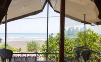 سوییت چوبی ساحلی هیلان سوییت چوبی ساحلی هیلان