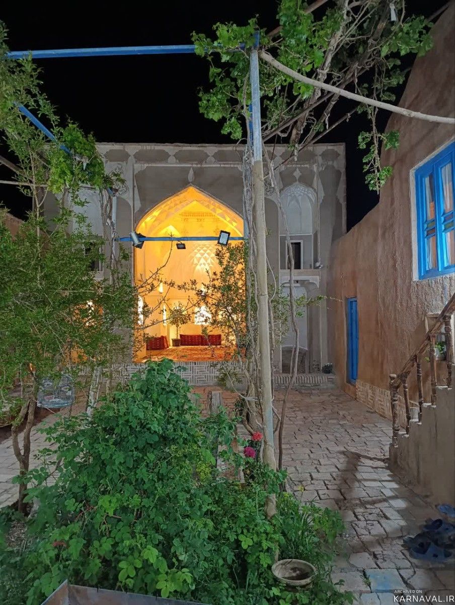 اقامتگاه "خواجه ابومنصور" اتاق 15 متری
