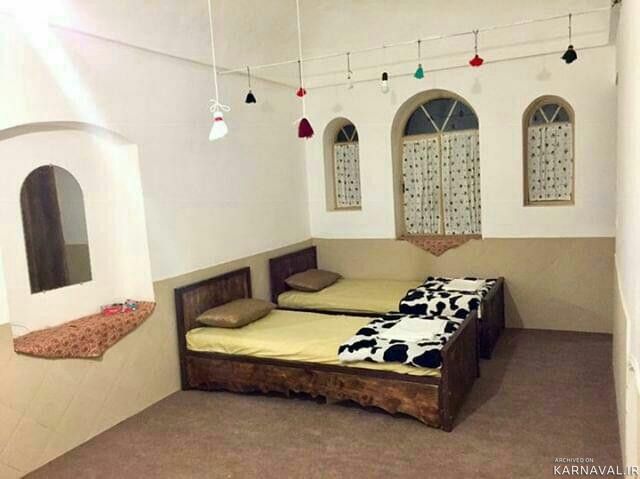 اقامتگاه "راویج سه قلعه" اتاق تخت دار 2