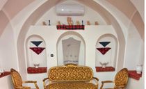 اقامتگاه "عمارت دژ گلی" اتاق سه دری اقامتگاه "عمارت دژ گلی" اتاق سه دری