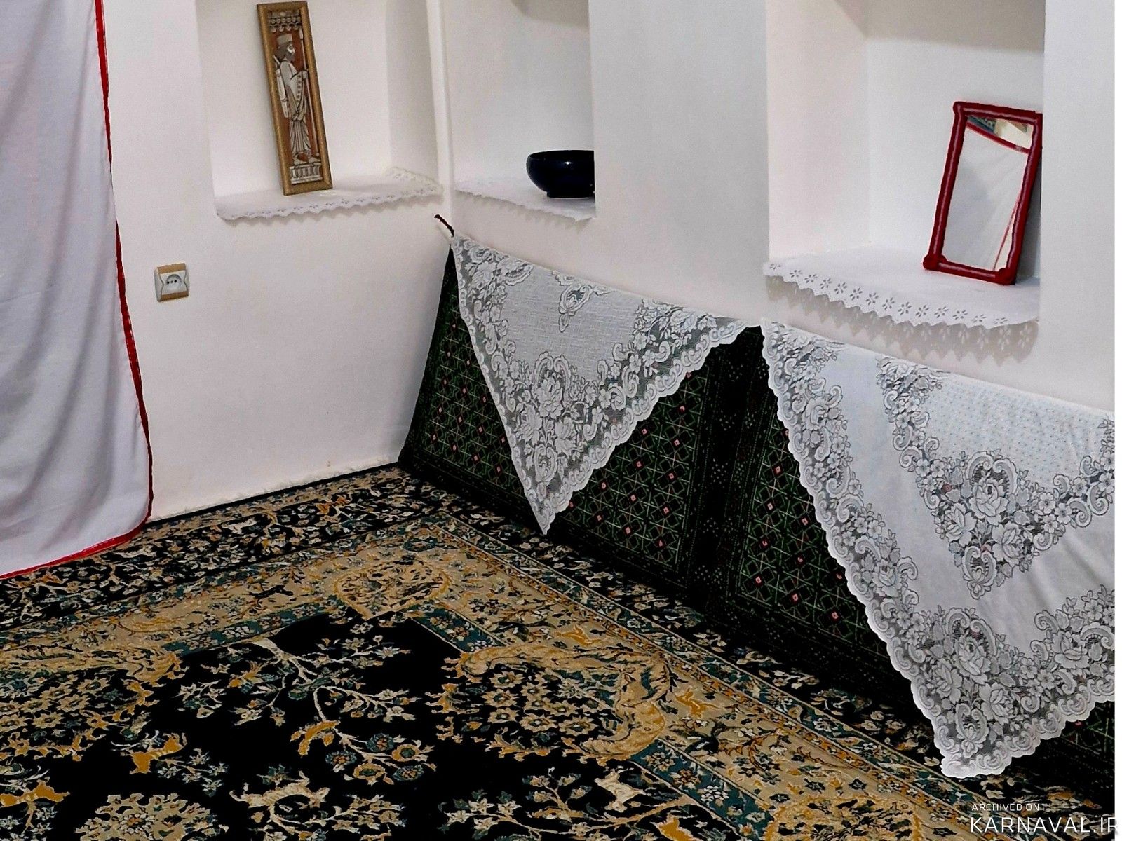 اقامتگاه "عمارت دژ گلی" اتاق آذرگوی