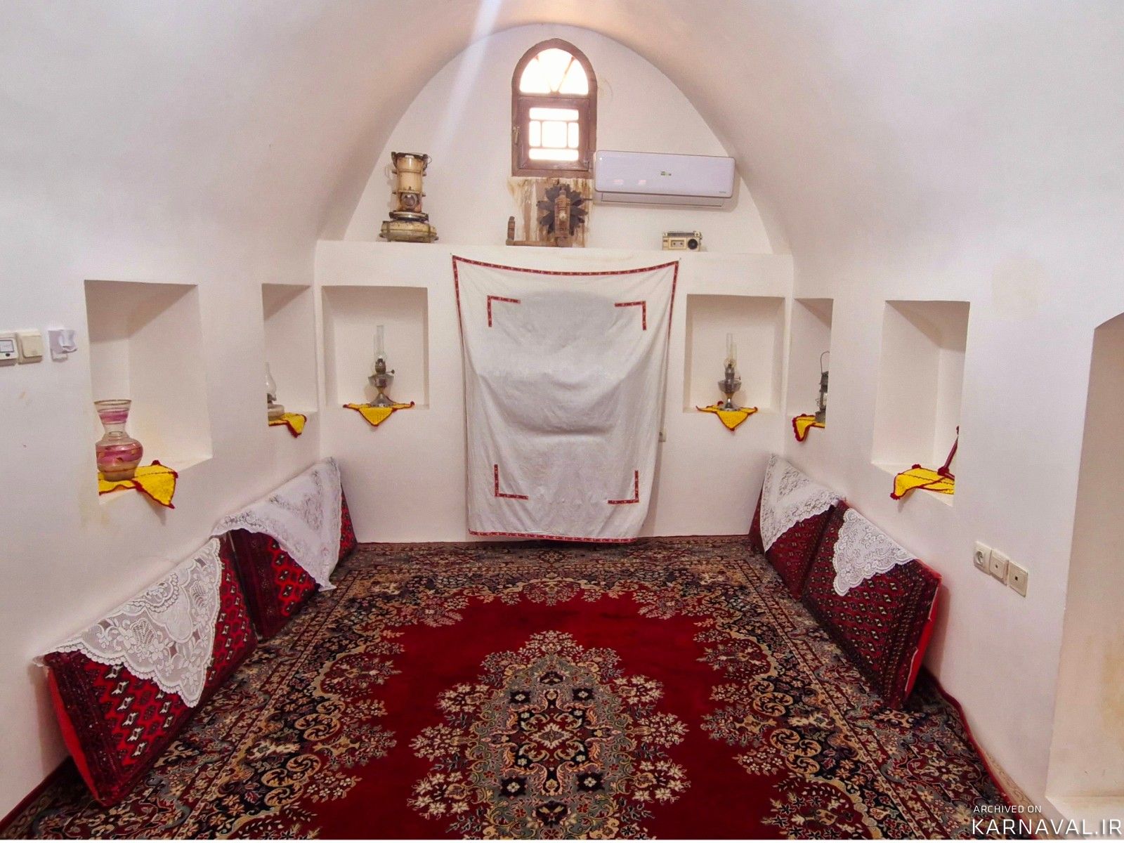 اقامتگاه "عمارت دژ گلی" اتاق تیتیس اقامتگاه "عمارت دژ گلی" اتاق تیتیس