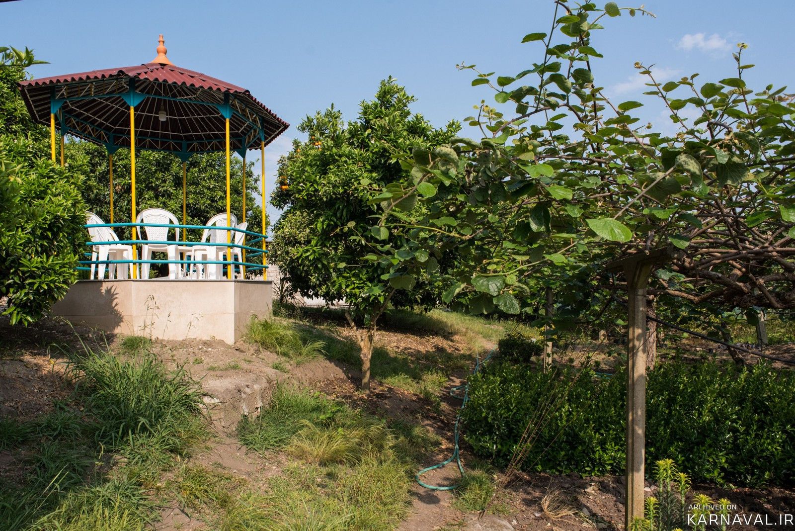 خونه باغ و حیاط ۳۰00 متری در نزدیکی دریا