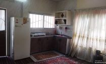 ویلا در باغ بهادران با استخر سرپوشیده با آب سرد ویلا در باغ بهادران با استخر سرپوشیده با آب سرد