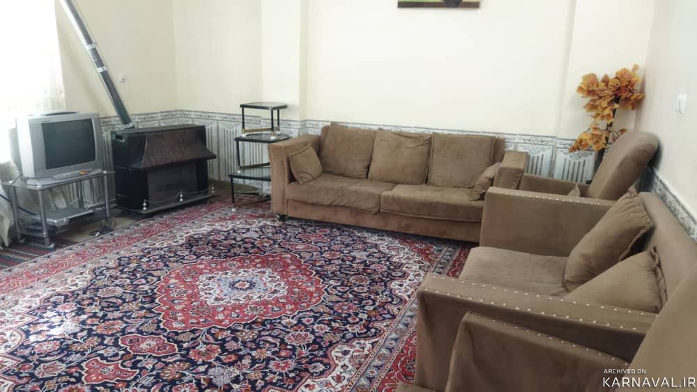 ویلا در باغ بهادران با استخر سرپوشیده با آب سرد