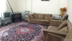 ویلا در باغ بهادران با استخر سرپوشیده با آب سرد ویلا در باغ بهادران با استخر سرپوشیده با آب سرد