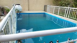 ویلا در باغ بهادران با استخر سرپوشیده با آب سرد ویلا در باغ بهادران با استخر سرپوشیده با آب سرد