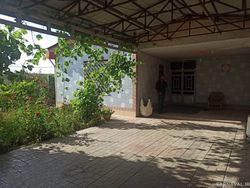 ویلا با حیاطی زیبا ویلا با حیاطی زیبا