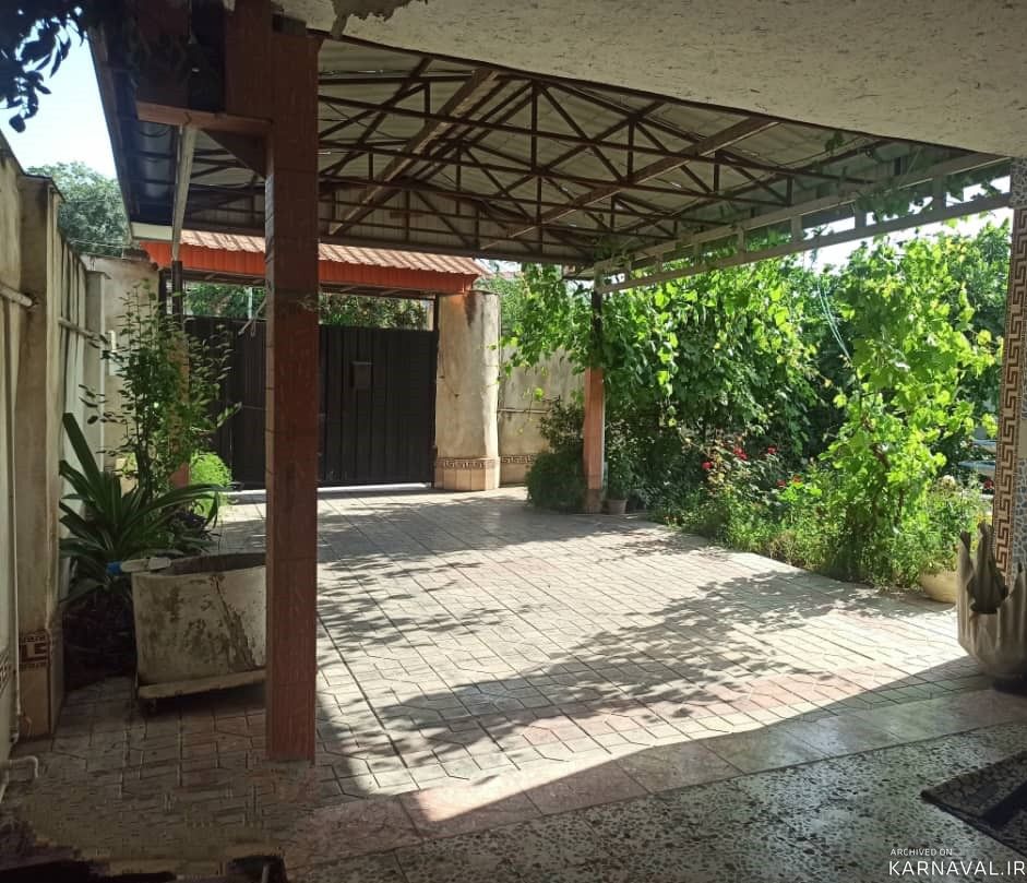 ویلا با حیاطی زیبا