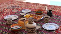 اقامتگاه بومگردی کاهگلی همراه با صبحانه (اتاق مهتاب-2 تخته) اقامتگاه بومگردی کاهگلی همراه با صبحانه (اتاق مهتاب-2 تخته)