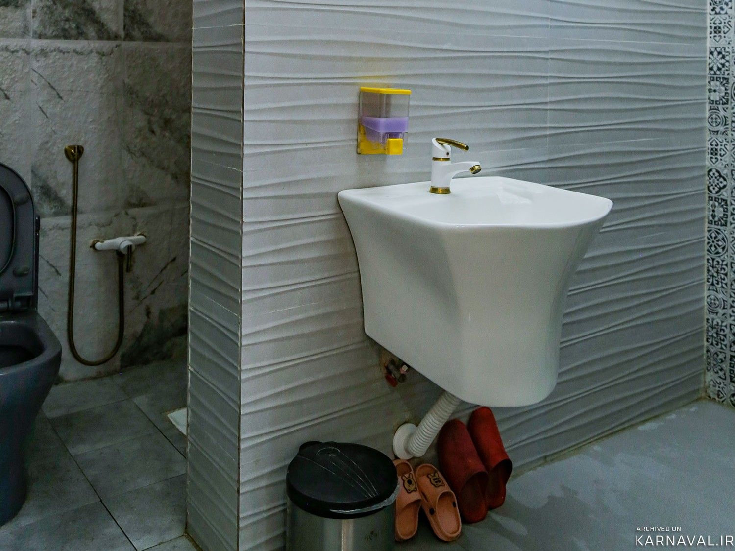 ویلا با استخر آبگرم کودکان و بزرگسالان کردان