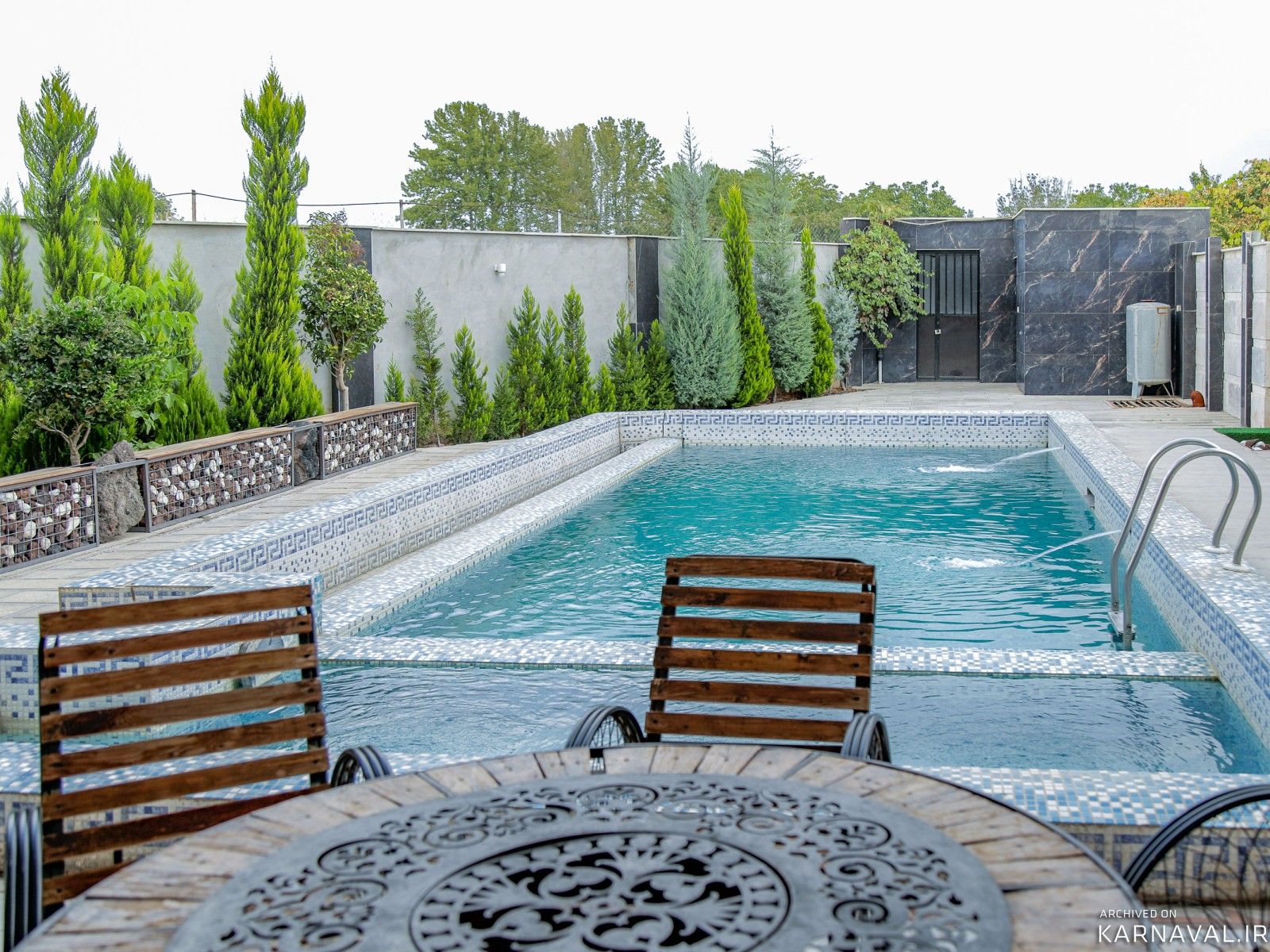 ویلا با استخر آبگرم کودکان و بزرگسالان کردان