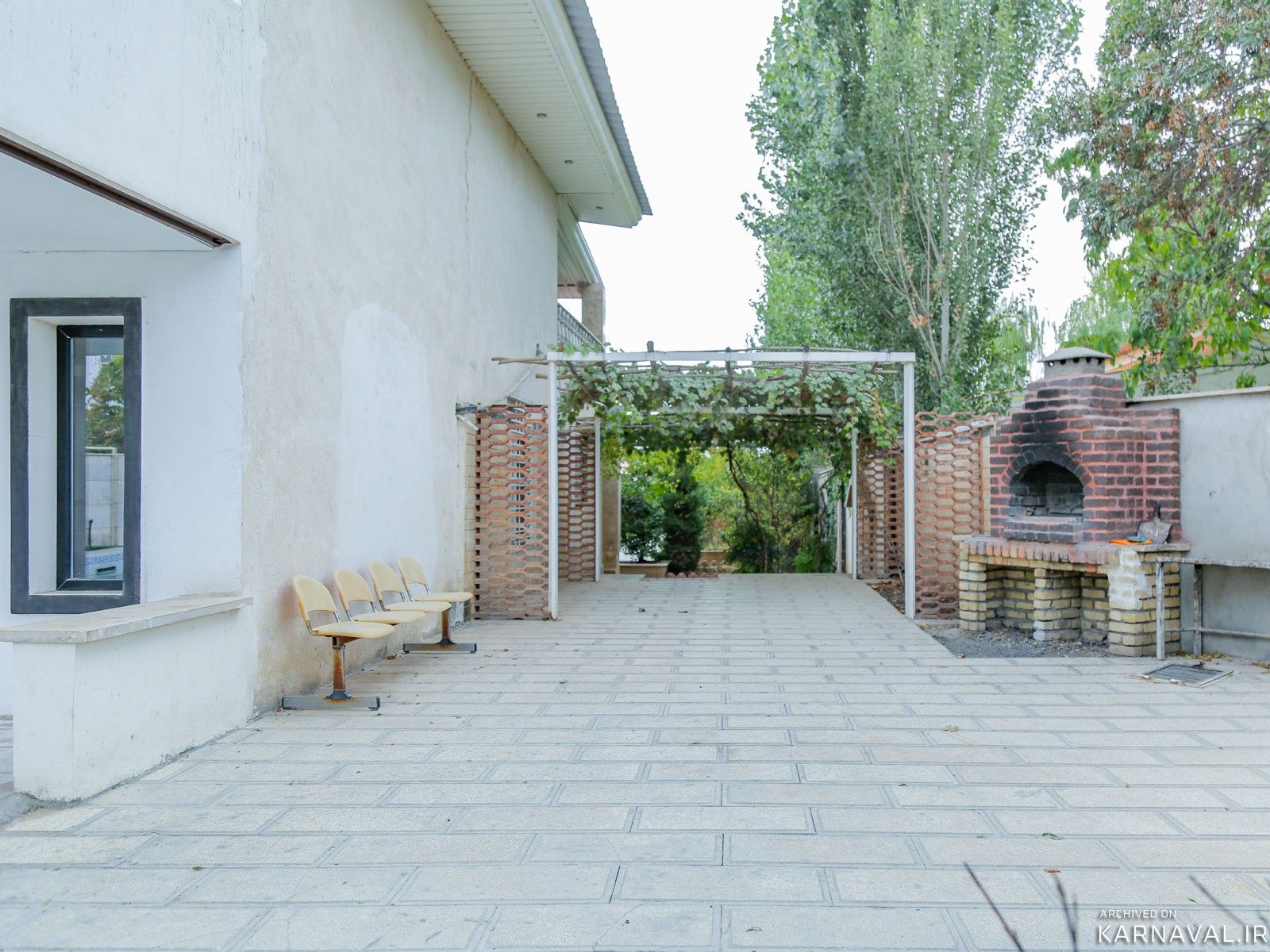 ویلا با استخر آبگرم کودکان و بزرگسالان کردان